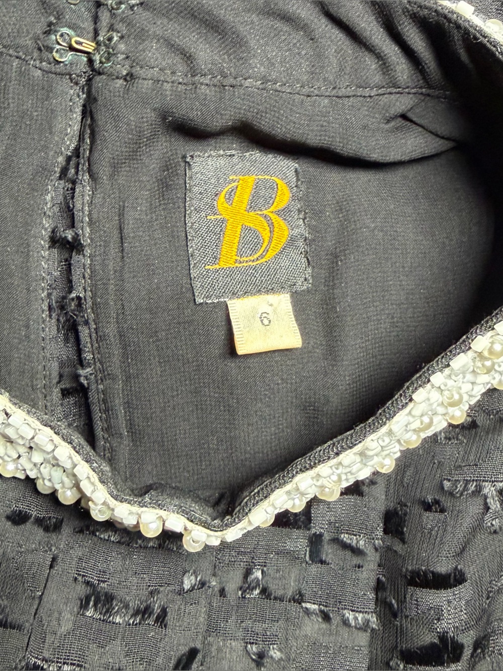 Sachin Babi Black Lace Pearl Beaded Mock Neck Hi-Low Swing Top 6 - Picture 7 of 8